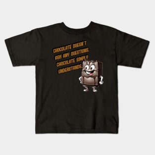 Cute chocolate knows everything Kids T-Shirt